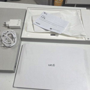 최신 Lg 노트북 그램 프로 17 인치 울트라7 S2 RTX4050 원가384만원 RAM32 ssd1tb 쿨매 A급