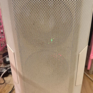 모니터2대 완본체 14700k,rtx3080,32기가램,ssd1.5테라 이미지