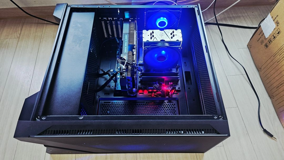 AMD 라이젠 5 3600 RTX 2060 SUPER 게이밍 PC 이미지