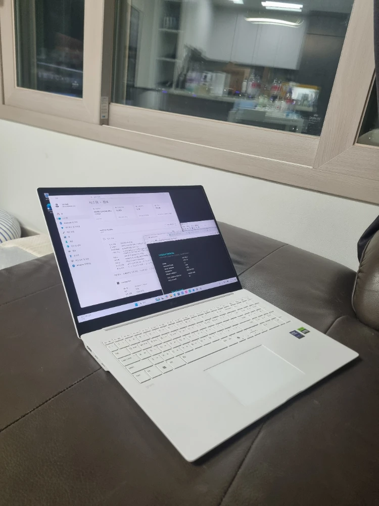 최신 LG 노트북 그램 Pro 프로 AI 17인치 RTX4050 울트라7 s2 ram32 ssd1tb 17z90tr 이미지