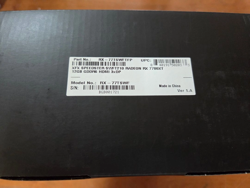 XFX SWFT 210 RX 7700 XT 교환품 미개봉 이미지