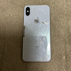 아이폰 xs 64기가 파손폰 이미지