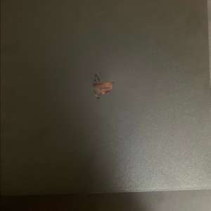 PS4 pro 7218 1tb 판매. 기본셋 이미지