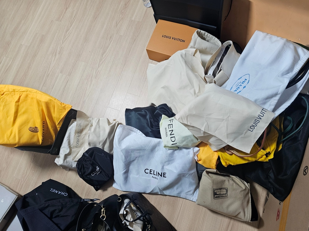 (미사용 새제품) 샤넬, 셀린느, 프라다, 고야드, 펜디, 디올, 구찌 가방 내놔요 이미지