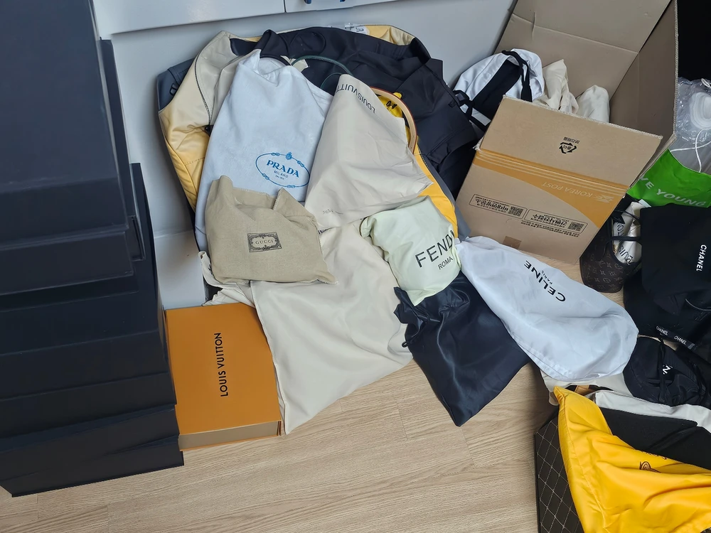 (미사용 새제품) 샤넬, 셀린느, 프라다, 고야드, 펜디, 디올, 구찌 가방 내놔요 이미지