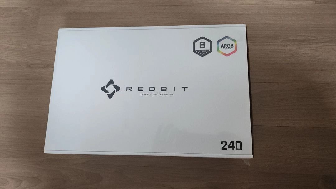 이엠텍 레드빗 240 ARGB (블랙) 수냉쿨러 미개봉 이미지