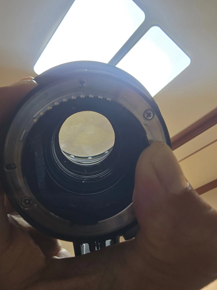 AF-S 70-200mm F2.8 ED VR2 망원렌즈 이미지