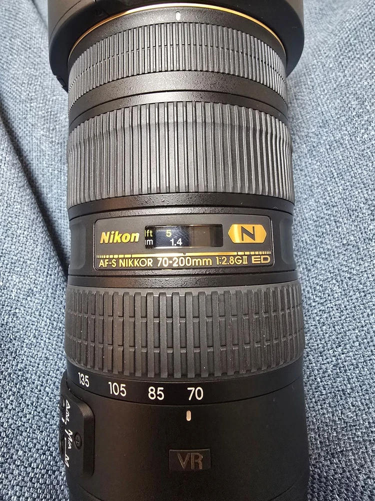 AF-S 70-200mm F2.8 ED VR2 망원렌즈 이미지