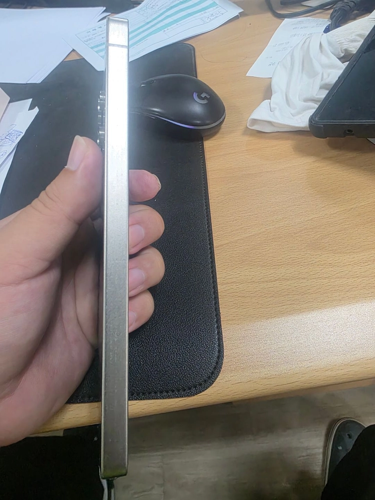 갤럭시 S25 울트라 블랙1대 , 화이트 1대 팝니다 이미지