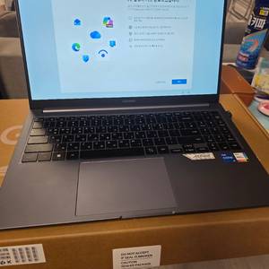 삼성 갤럭시북4 NT750XGR-A51A 판매합니다