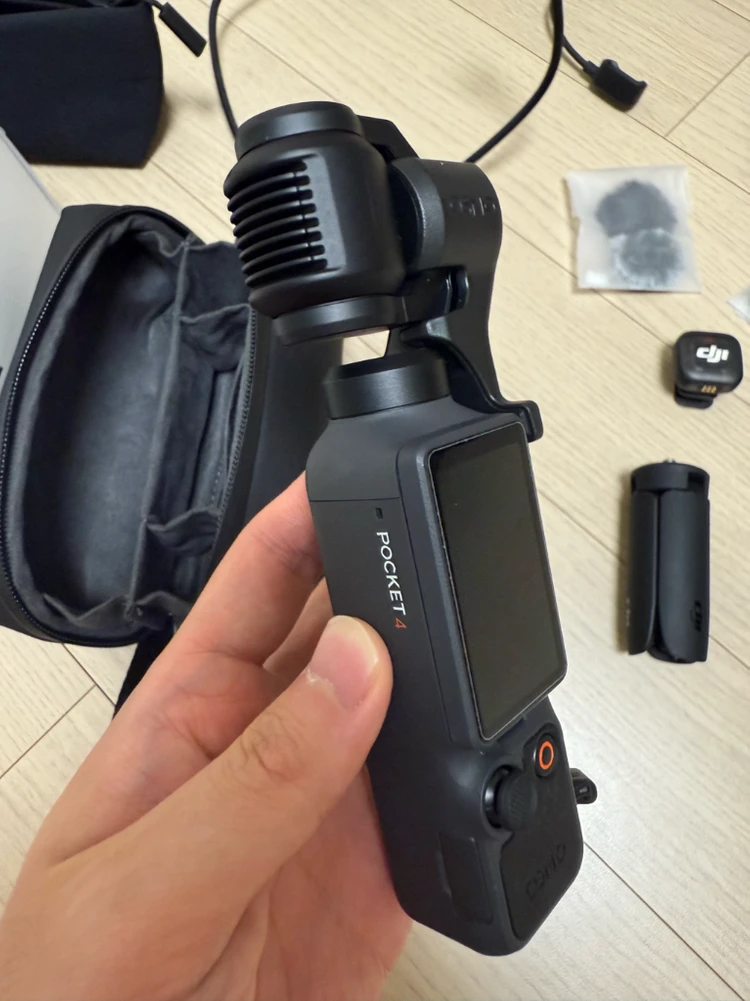 DJI Osmo Pocket 4 크리에이터 콤보 액션캠 및 sd카드, 배터리 핸들, ND필터 이미지