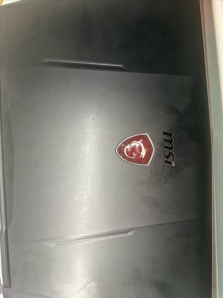 MSI GL63 8re i7 게이밍 노트북 이미지