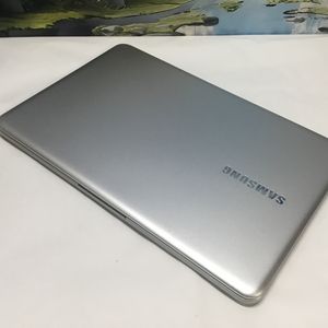 삼성 노트북 I7-8565U MX150 metal 게이밍 WIN11