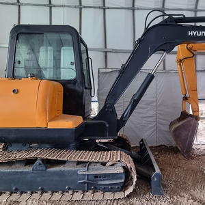 현대 R555M 2002년 02 포크레인 굴삭기 굴착기 이미지