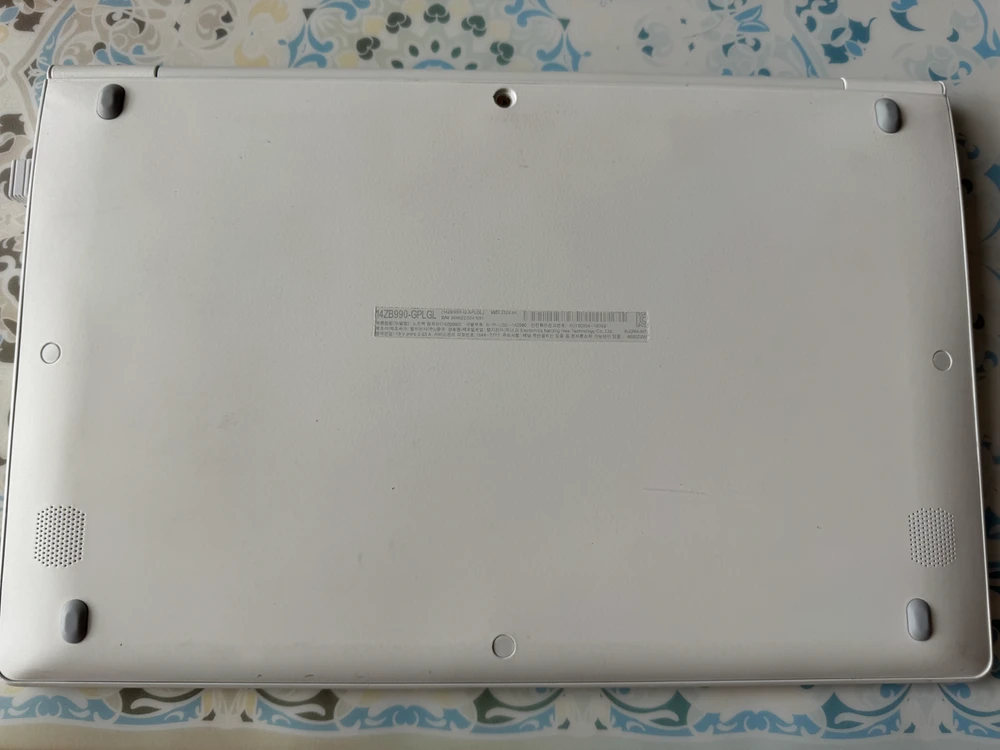 LG 그램 15인치 노트북 (i5, 16GB RAM) 이미지