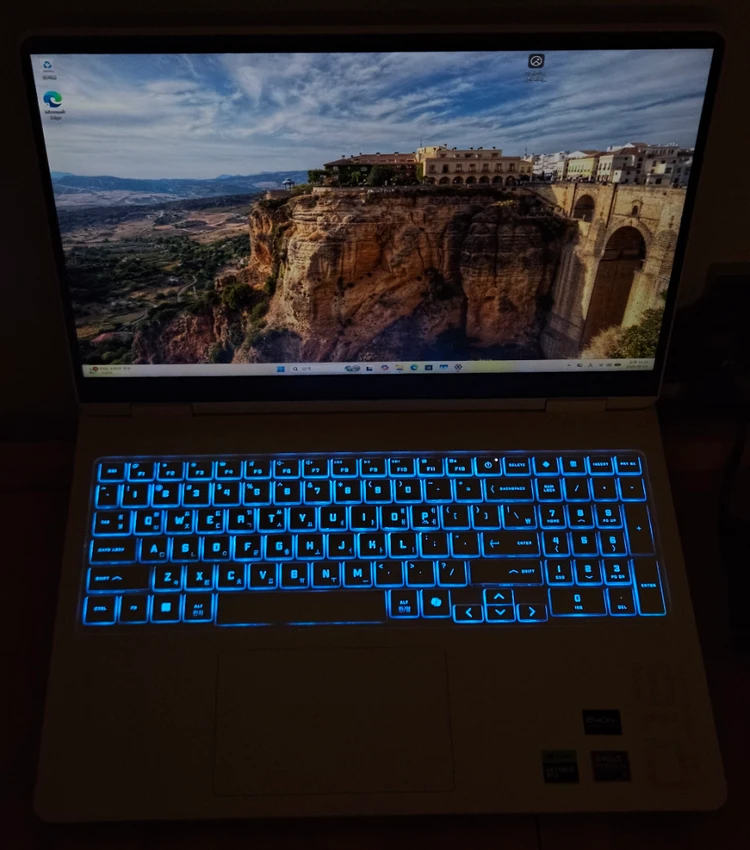 HP 오멘 16 노트북 RTX 5060 32GB 램 2025 신형 게이밍 작업용 양상편집 omen 이미지