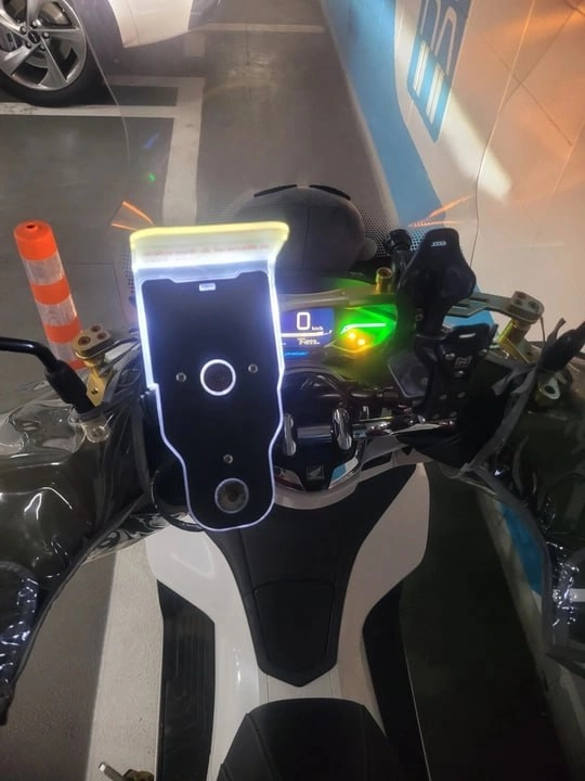22년식 3만 혼다 PCX 125 화이트 배달 완벽 세팅 스쿠터 이미지