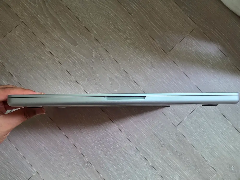 싸이클2 단순개봉급 맥북프로14 M5pro 15/16코어 램24g ssd 1tb 실버 팜 이미지