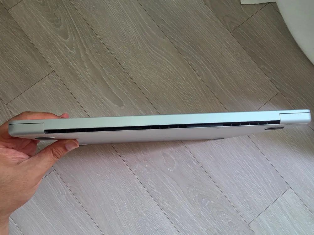 싸이클2 단순개봉급 맥북프로14 M5pro 15/16코어 램24g ssd 1tb 실버 팜 이미지