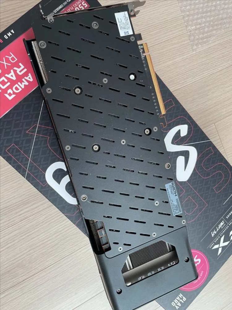 XFX RX 6800 SWIFT 319 16GB 이미지