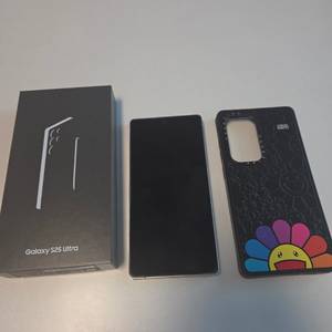 갤럭시 S25 울트라 티타늄 화이트실버 512GB 자급제 판매합니다(삼케플 양도가능) 이미지