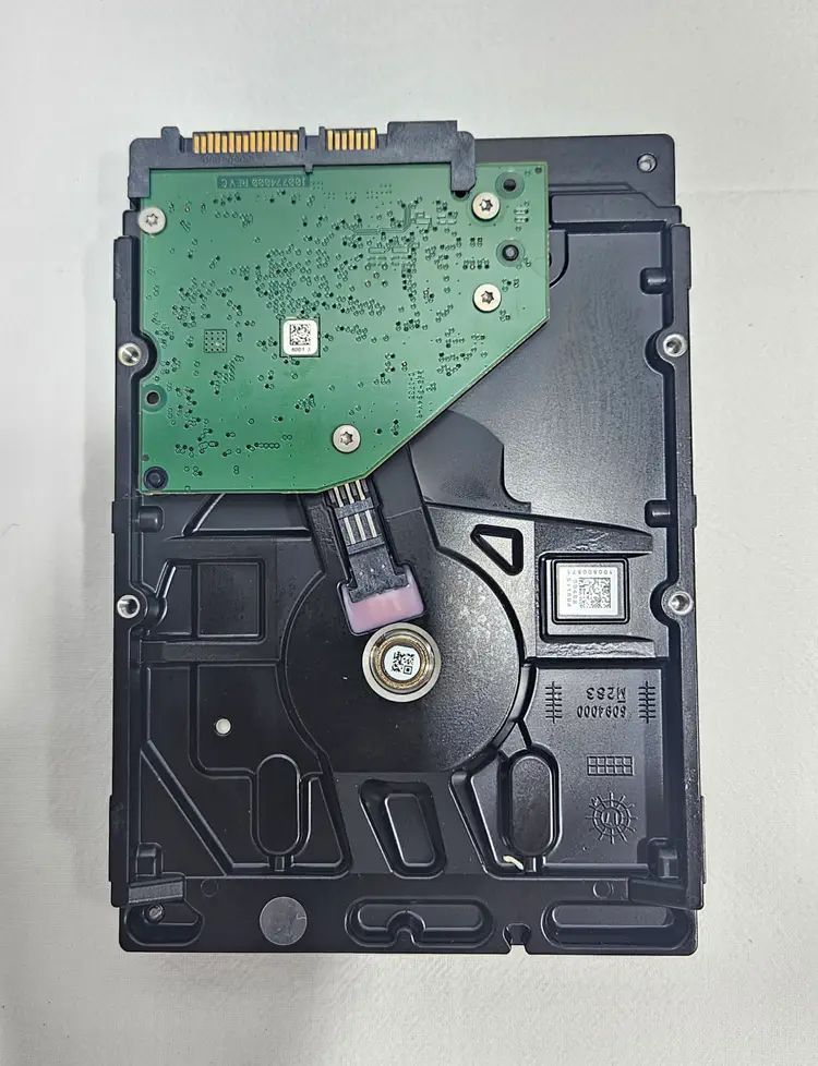 씨게이트(바라쿠다) 1TB 3.5인치 HDD (배드섹터 0% · 상태 양호 + 고급 SATA 케이블 2개 증정) 이미지