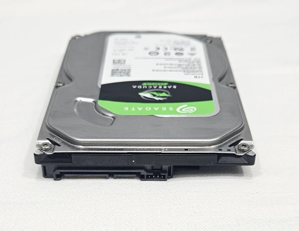 씨게이트(바라쿠다) 1TB 3.5인치 HDD (배드섹터 0% · 상태 양호 + 고급 SATA 케이블 2개 증정) 이미지
