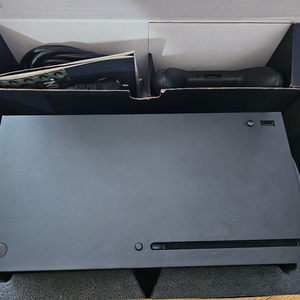 XBOX 시리즈X 이미지