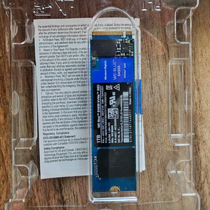 WD NVMe SSD 1TB 이미지