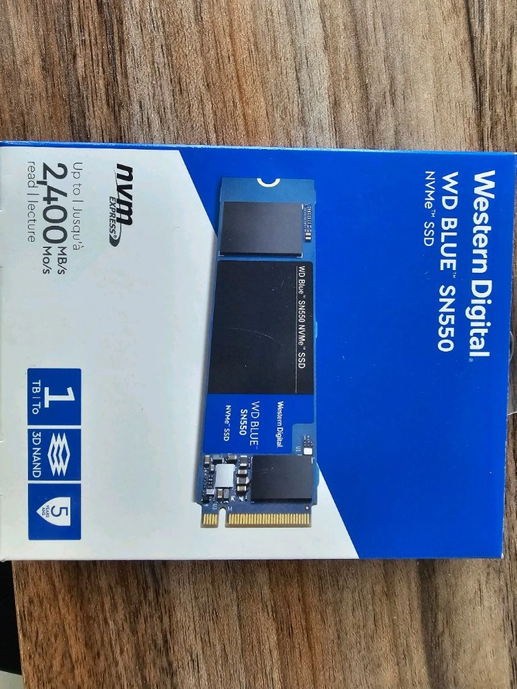 WD NVMe SSD 1TB 이미지