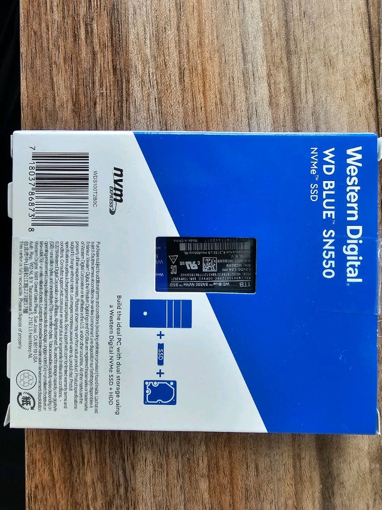 WD NVMe SSD 1TB 이미지