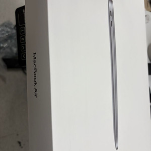 맥북 에어 M1 13인치 램16gb ,256gb 실버 풀박스 이미지