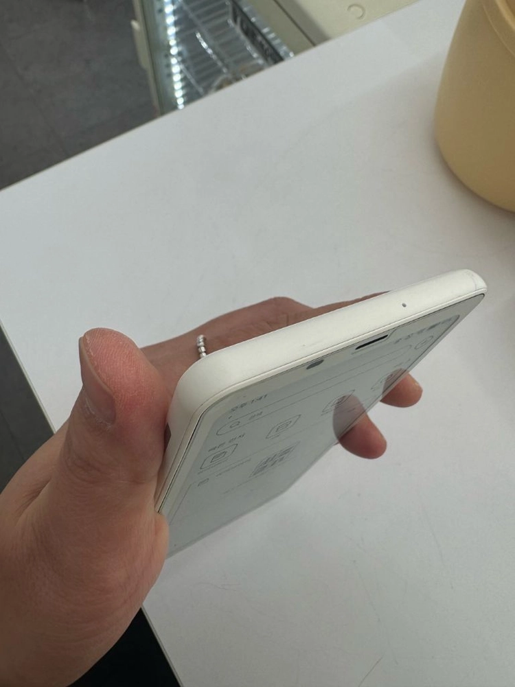 오닉스 팔마2 이북리더기 이미지