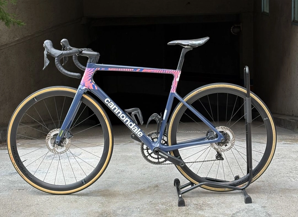 로드바이크 캐논데일 SuperSix EVO Hi-MOD (2021) - 안심되는 중고거래
