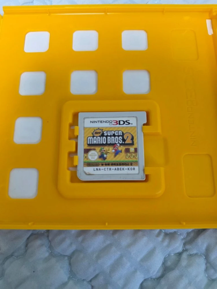 닌텐도 3DS 게임칩 이미지