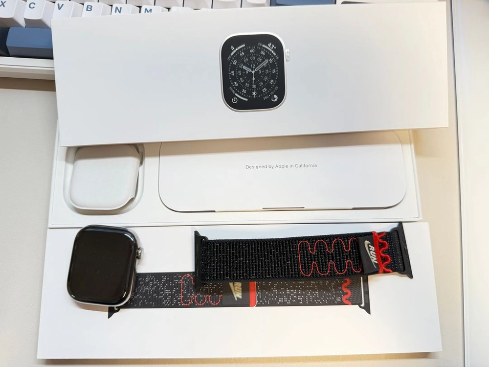 애플워치11 내추럴 티타늄 46mm - 안심되는 중고거래