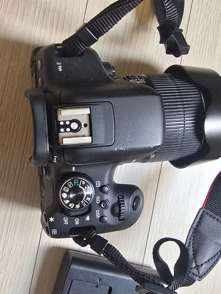 캐논 EOS 750D DSLR 카메라 + 18-55mm 렌즈 이미지