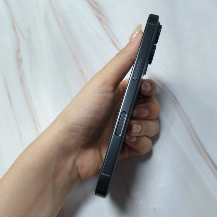아이폰16프로 블랙티타늄 256G A급 판매합니다 이미지