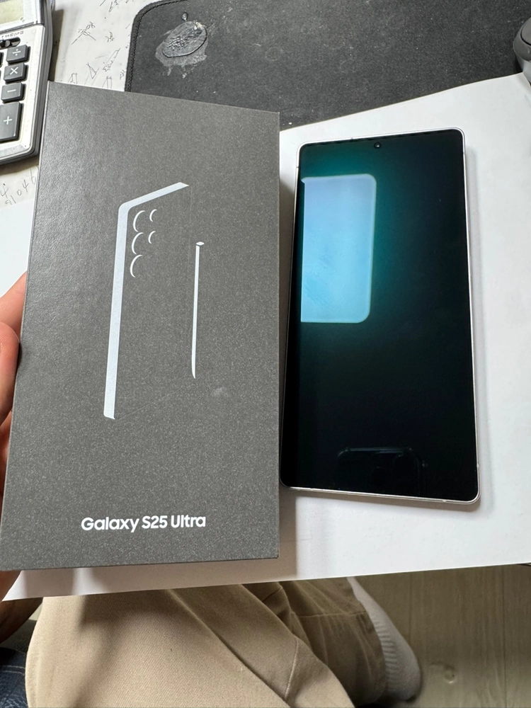 갤럭시 S25울트라 실버 256GB 이미지