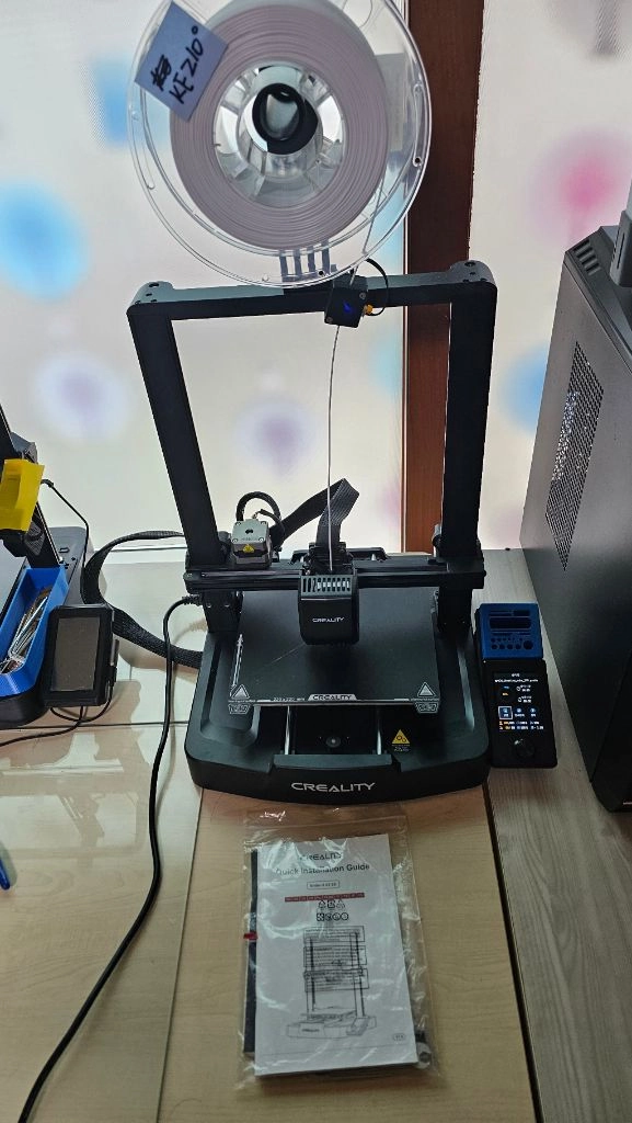 크리얼리티 엔더3 V3 SE 한글지원 3D 프린터 관리 잘되어있습니다. 택배거래 가능 박스있습니다. 이미지