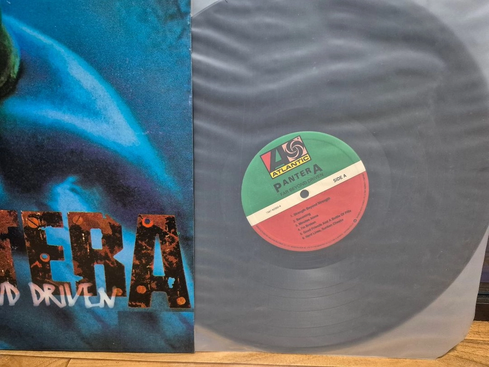FAR BEYOND DRIVEN LP 바이닐 레코드 이미지
