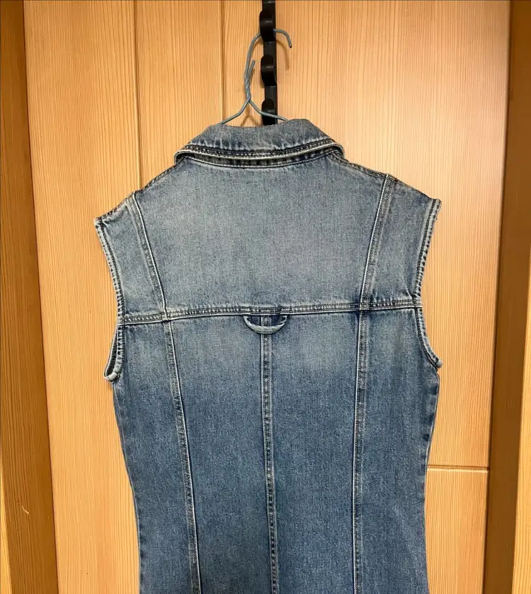 자라 블루 데님 원피스 S 26 청치마 미쏘 h&m 에이치엔엠 치마 스커트 여행룩 휴가룩 에잇세컨즈 탑텐 유니클로 이미지