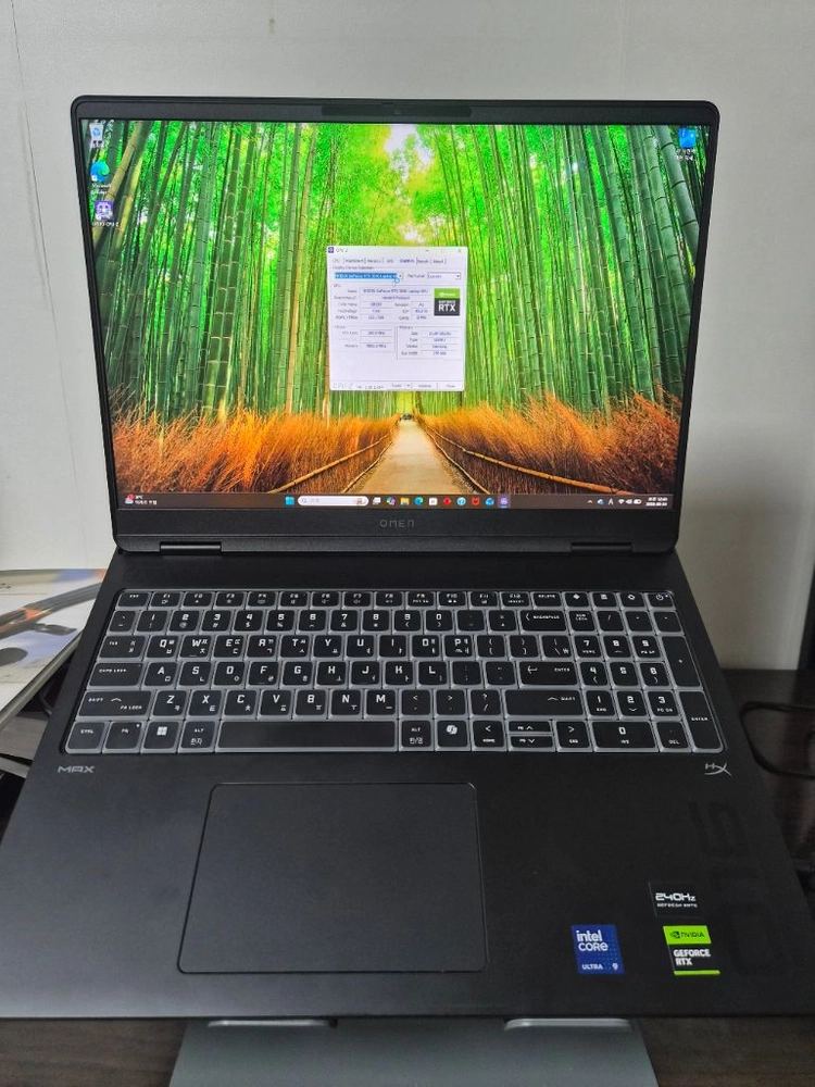 HP OMEN MAX 16 게이밍 노트북 (i9/64GB/RTX 5090) 이미지