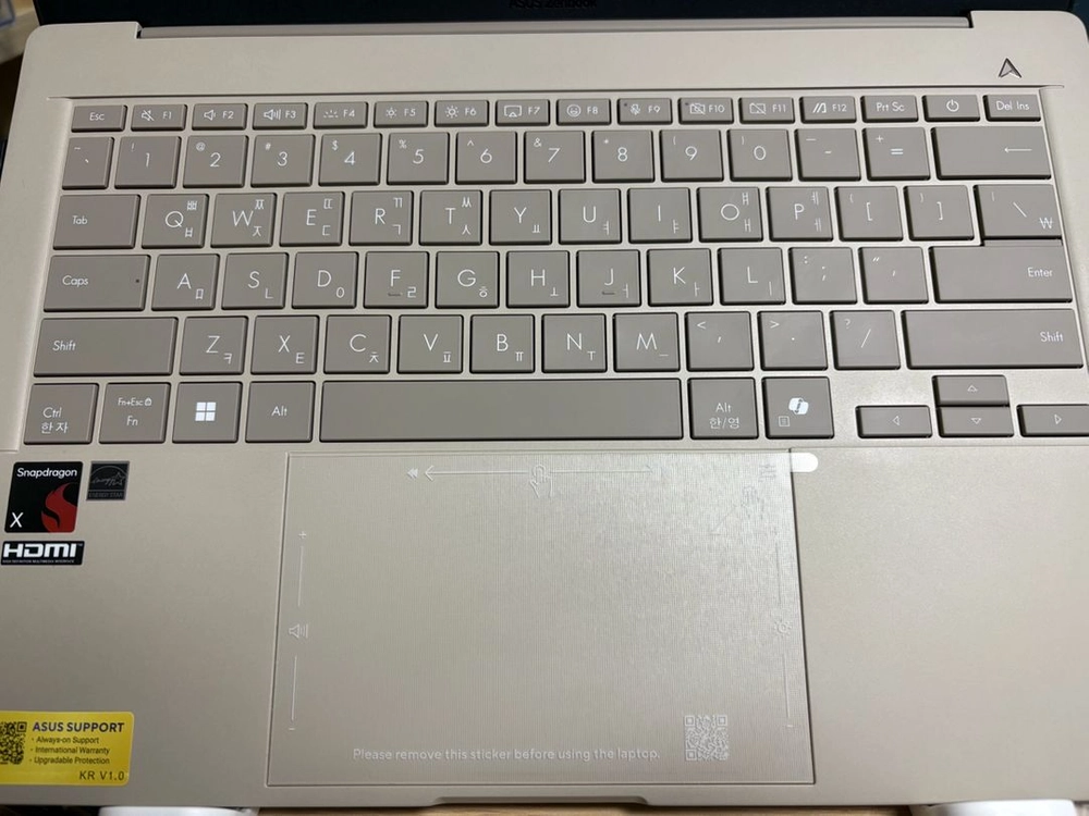 ASUS zenbook a14 노트북 이미지