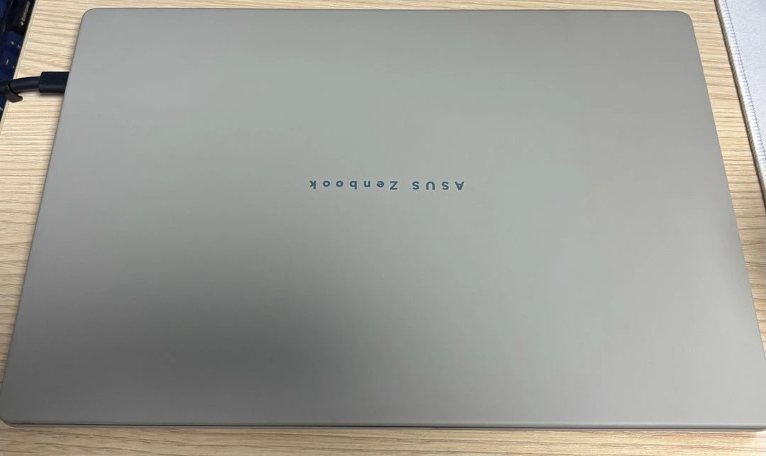ASUS zenbook a14 노트북 이미지