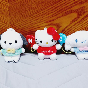 산리오 파티 키링인형 13센치 (포차코, 헬로키티, 시나모롤) 이미지