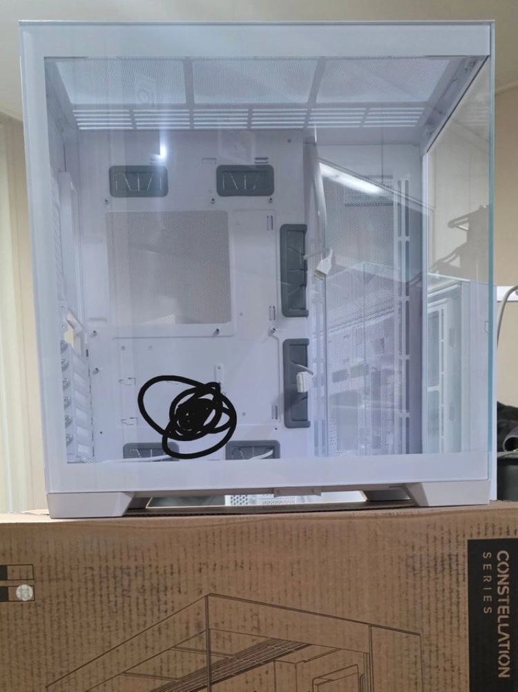 antec c8 mesh white 케이스 이미지