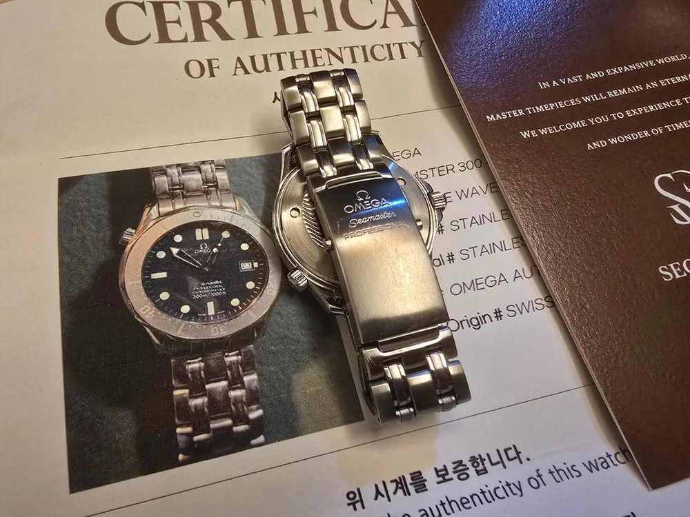 [이번 달만 판매]오메가 씨마스터 다이버 300M 시계 1세대 고스트 베젤 2531.80 오토매틱 제임스 본드 이미지
