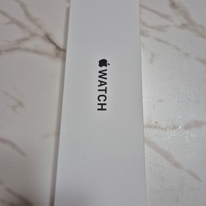 애플워치 SE3 44mm 스타라이트 색상 미개봉 새제품 팝니다 이미지