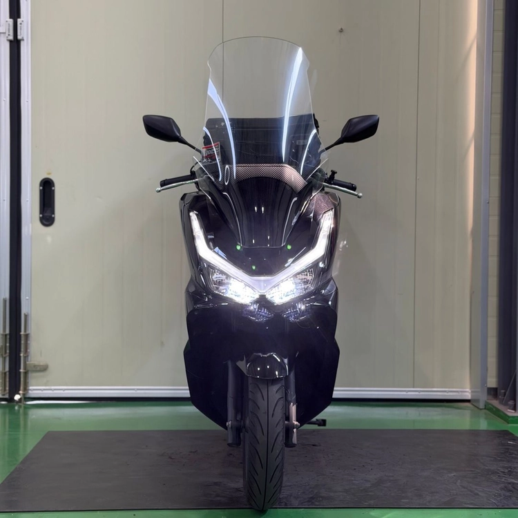 혼다 pcx125 25년식 짧은키로수 배달셋팅 저렴하게 판매합니다 이미지